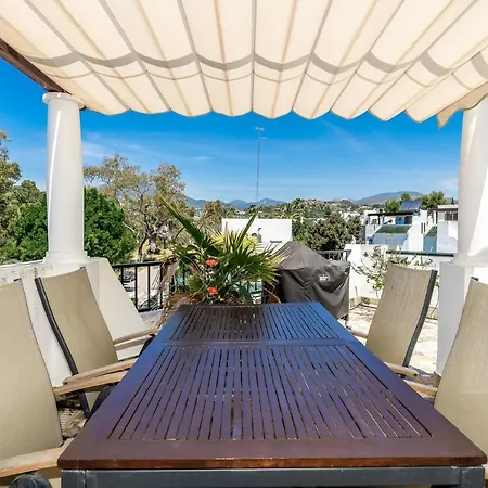 Townhouse At Naranjos Gc Holiday park Marbella